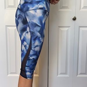 Lululemon Train Times Crop Legging 17’’.